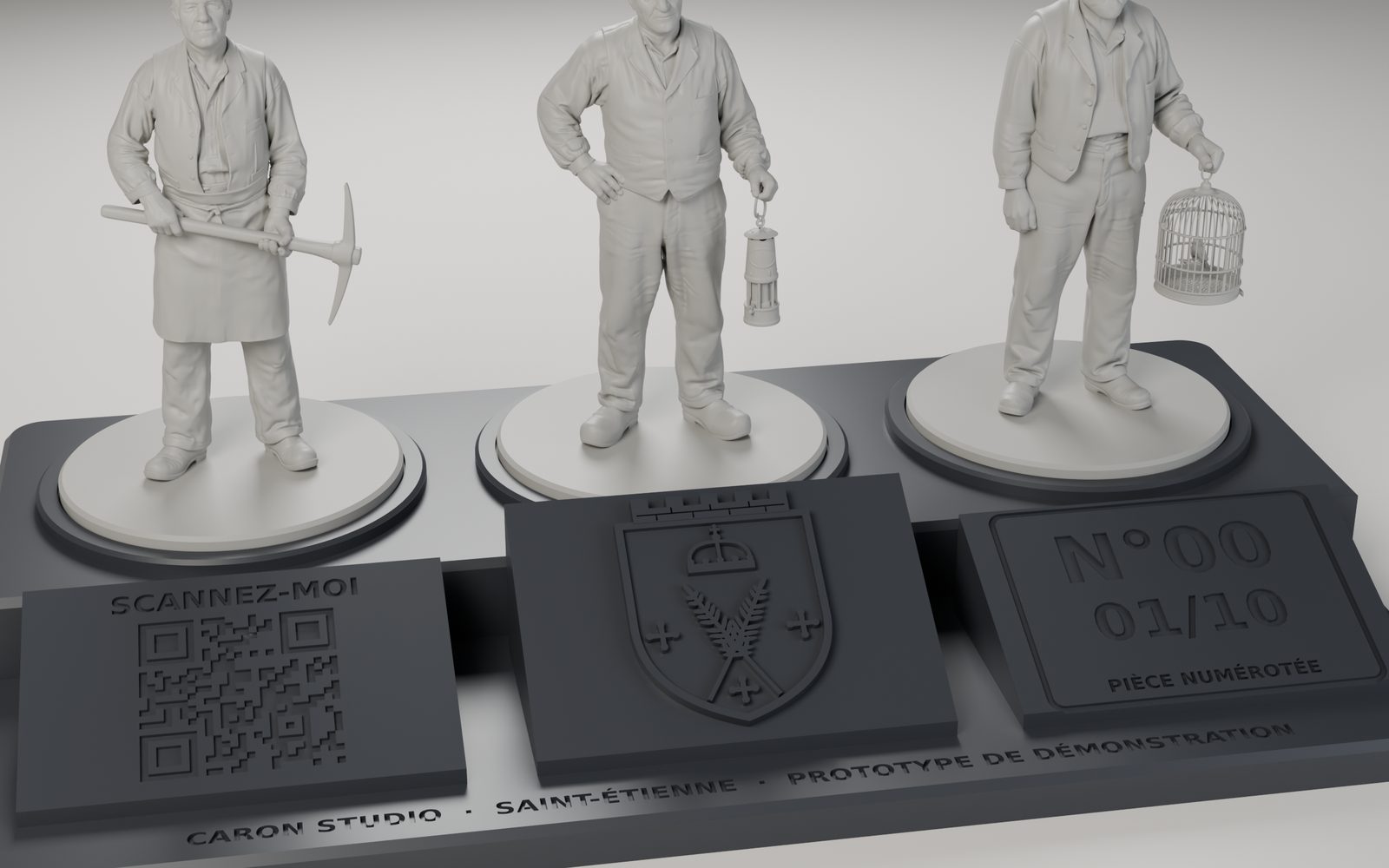 Plateau de présentation Caron Studio portant trois mineurs numérotés, un QR code, le blason de Saint-Étienne et une plaque de numérotation